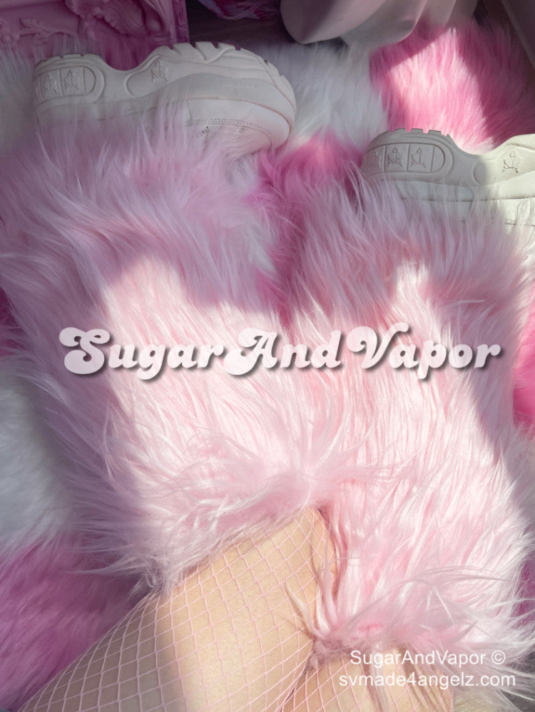 Layla Kawaii Pink Furry Leg Warmers-SOCKS & TIGHTS-SugarAndVapor