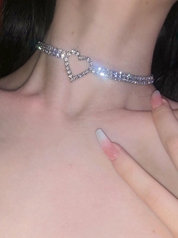 Rhinestone Heart-shape Bling Choker-NECKLACES-SugarAndVapor